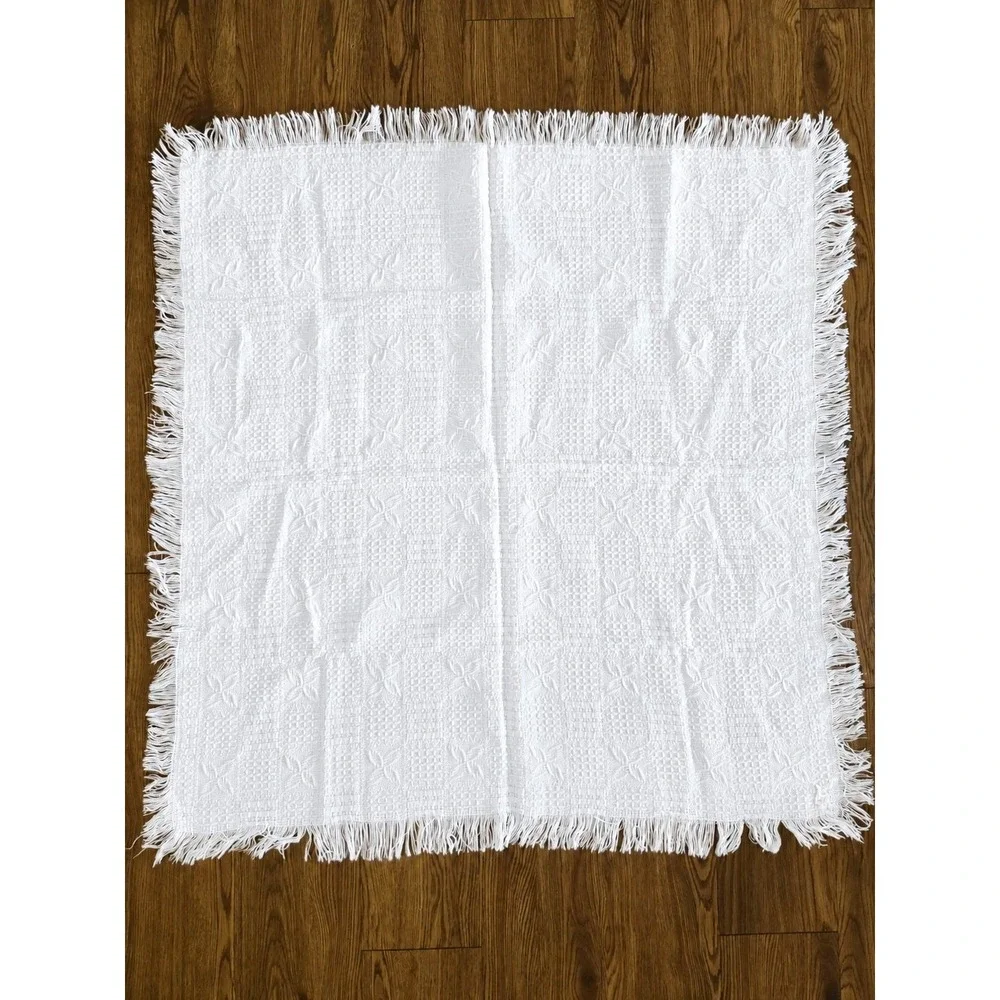 Vintage White Woven Fringe Baby Blanket Throw 34x34 Acrylic Textured Floral EUC